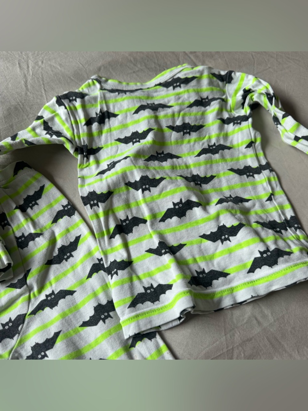 Baby Gap Pajama Set - Green Stripes with Bats - 18-24 Mo - Picture 9 of 9